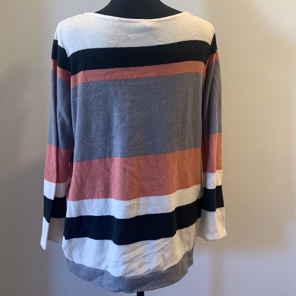 SOLD - Picture 4 of 6